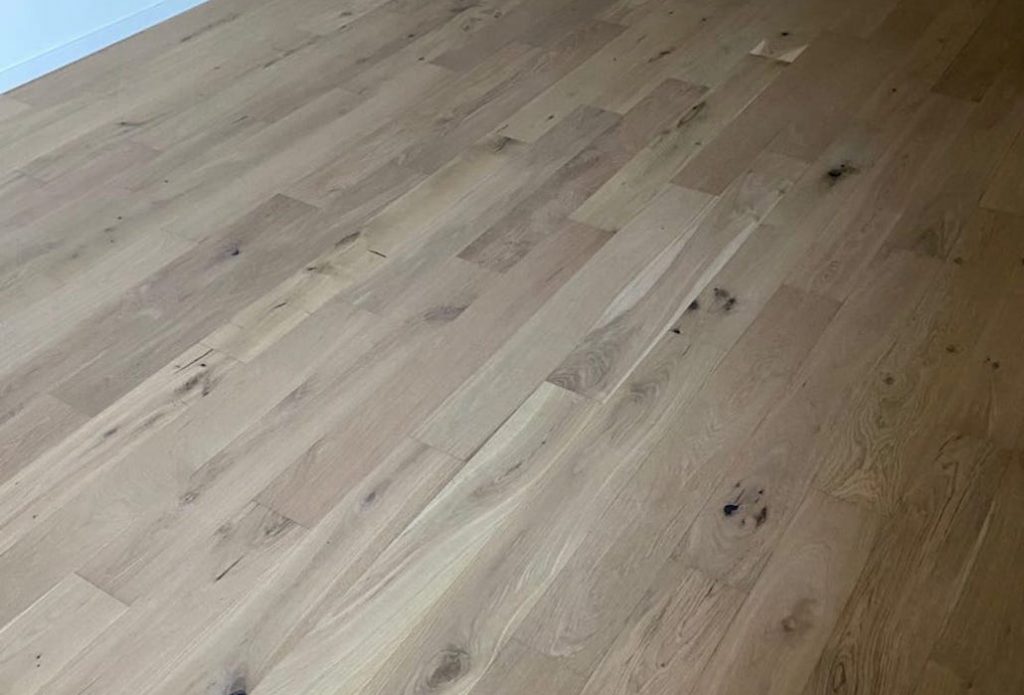 Oakfloor Amazing Wood 24 e1613792300411 - Revêtements de sol en chêne